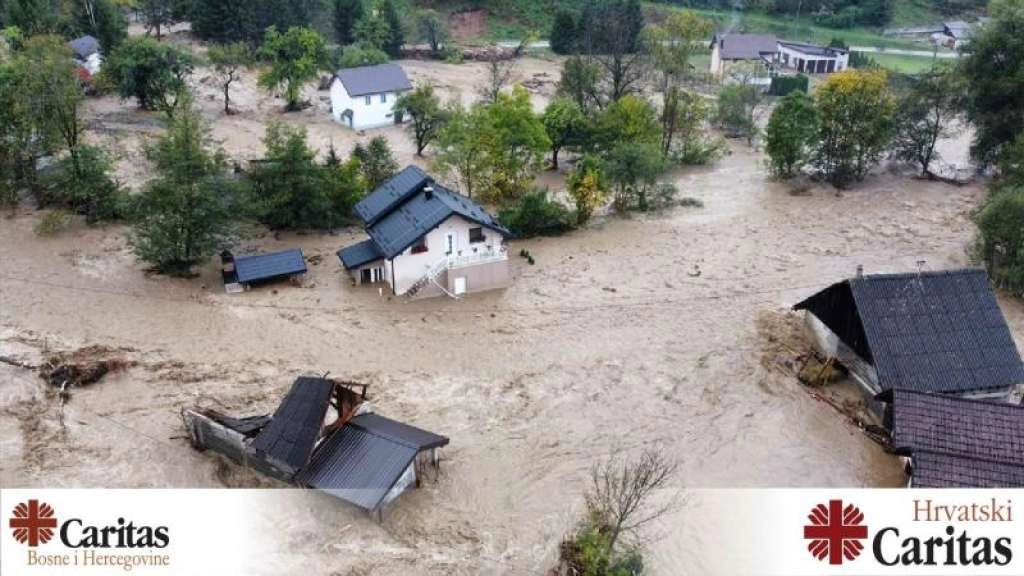 Delegacija Hrvatskog Caritasa u posjetu poplavljenim područjima BiH